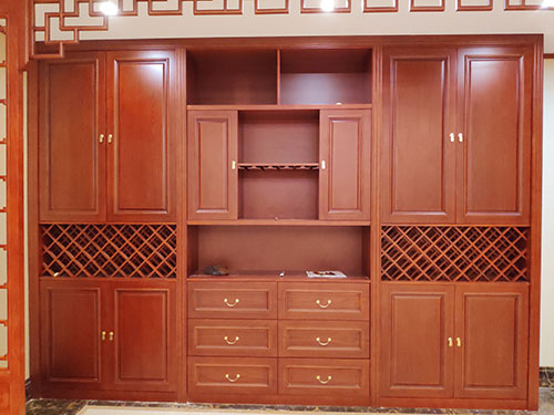 开平中式家居装修之中式酒柜装修效果图